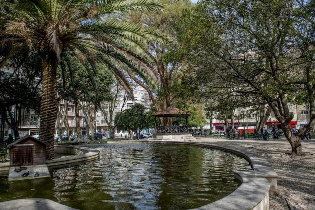 A Lovely Flat In Heart Of Campo De Ourique Apartamento Lisboa